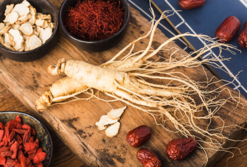 ginseng roots nextr to dry seeds and safran